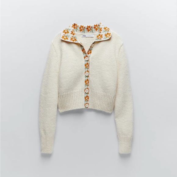 Zara Sweaters - Zara Knit Floral Collared Sweater